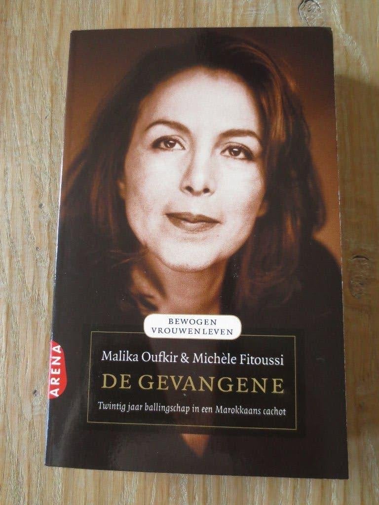 Boek Literatuur: De Gevangene - bewogen vrouwen leven. NIEUW, Europa overig, Nieuw, Ophalen of Verzenden, Malika Oufkir & Michèle Fitoussi.
