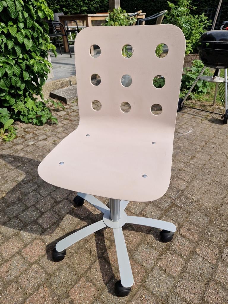 Ikea bureaustoel, zacht roze geverfd, Ophalen, Gebruikt, Roze, Bureaustoel