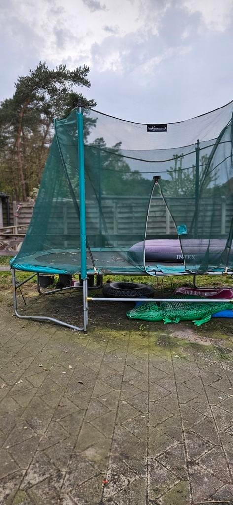 Trampoline ovaal gekocht bij van cranenbroek, Ophalen