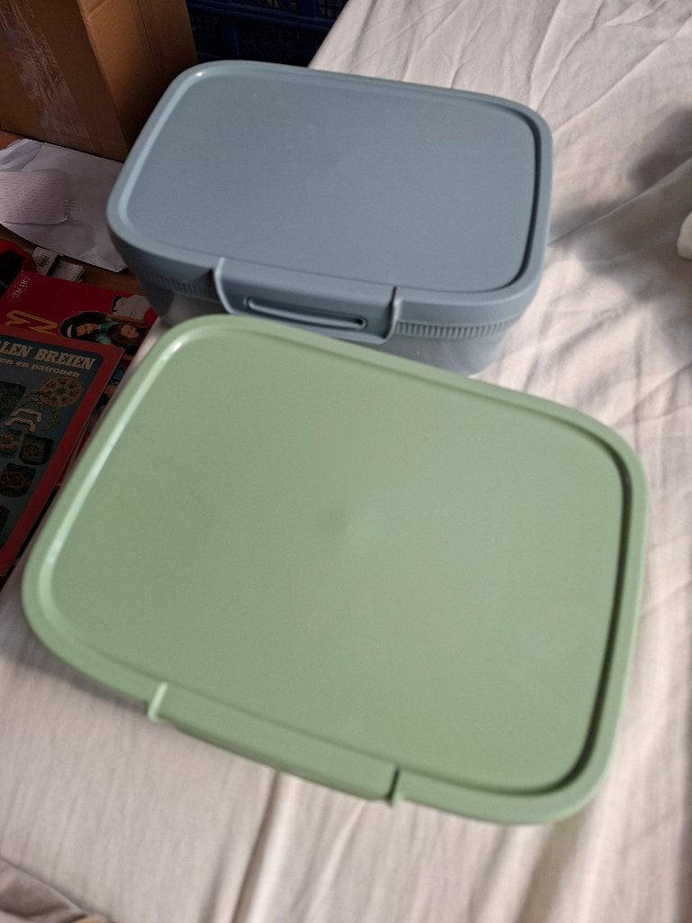 2 Curver lunchboxes met divider, Ophalen of Verzenden