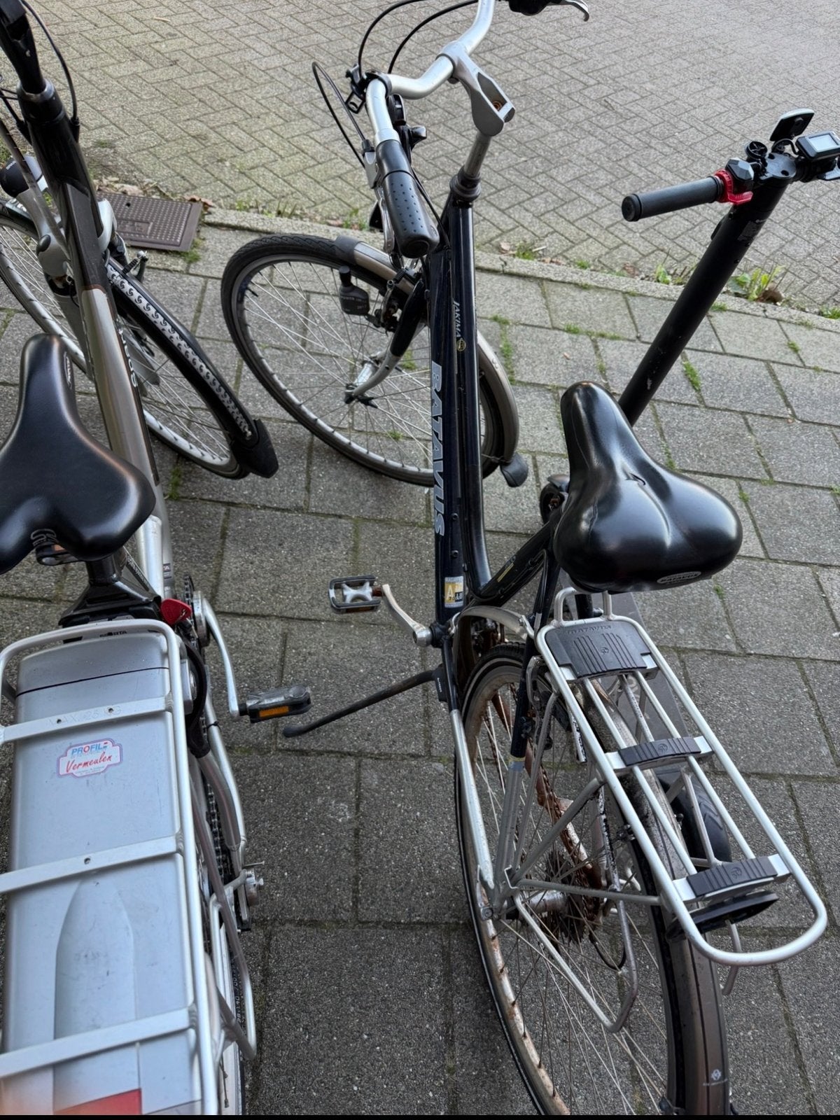 2 fietsen (elektrisch en normaal) en een elektrische step, Ophalen, Gebruikt, Batavus