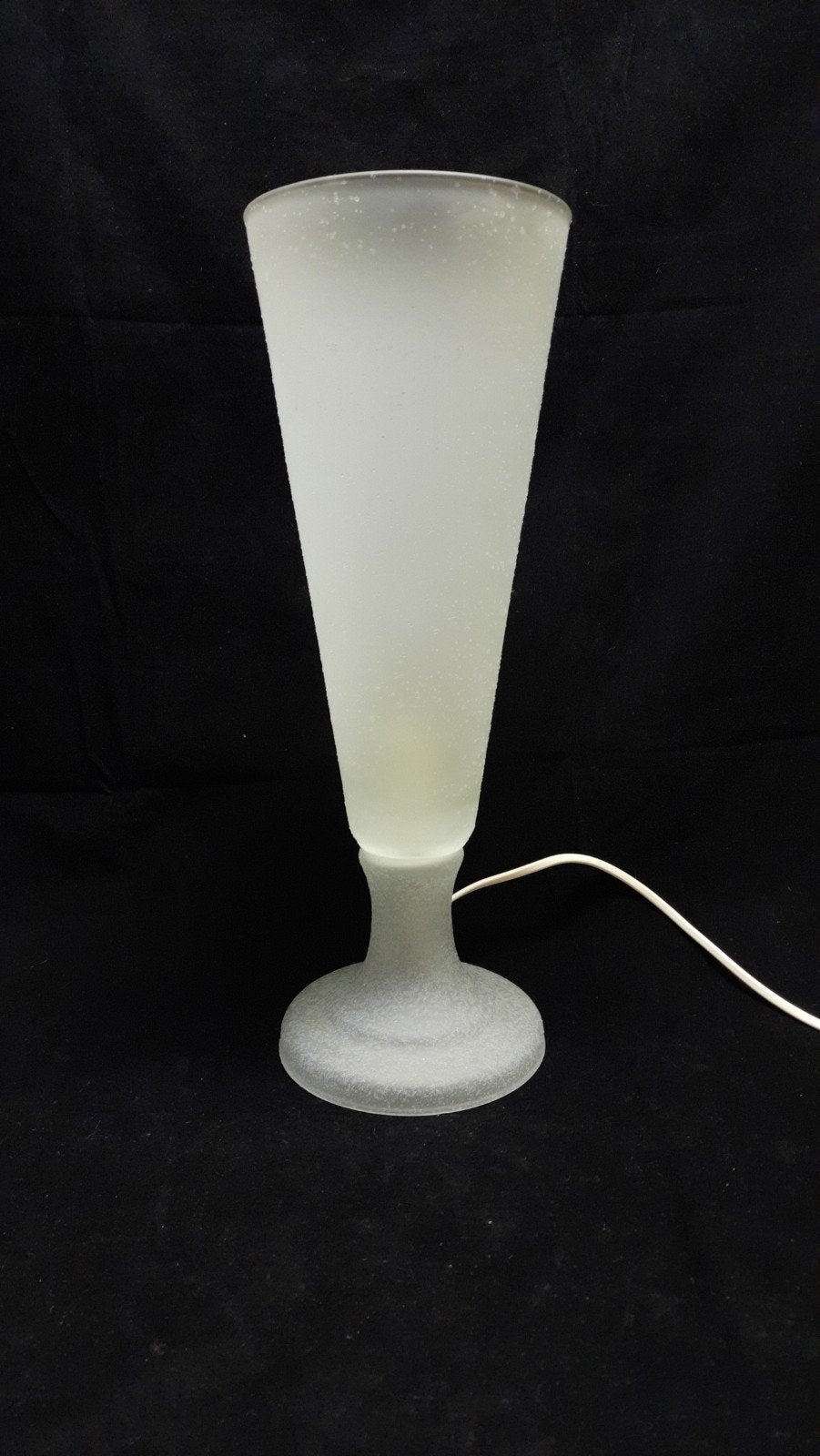Zeer mooie tafellamp geheel ijsglas jrn80, lees beschrijving, Wit, Ophalen of Verzenden, Zo goed als nieuw, Glas