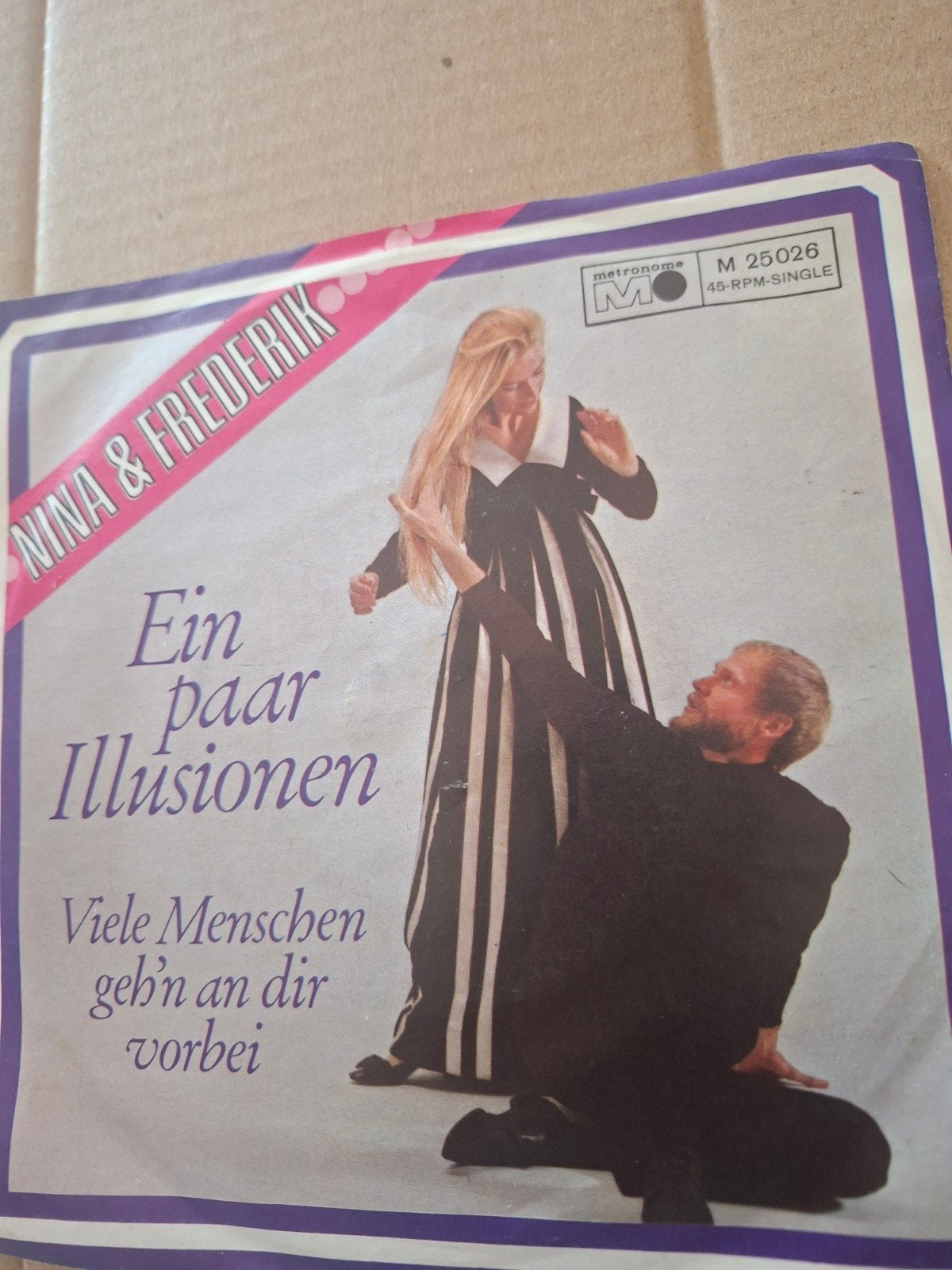nina en frederik   ein paar illusionen, Cd's en Dvd's, Vinyl | Nederlandstalig, Ophalen of Verzenden, Zo goed als nieuw, Overige formaten