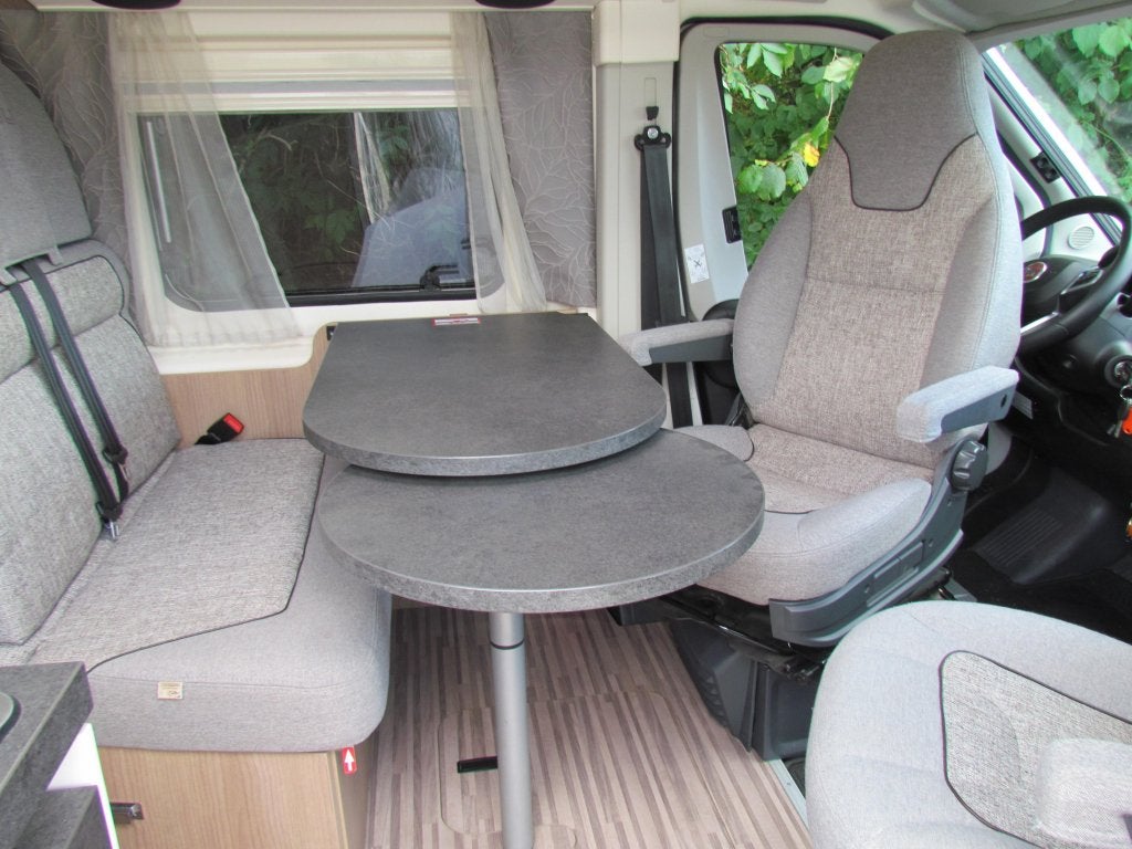 Malibu Van Charming Coupe 640 LE Lengtebed, Automaat, Caravans en Kamperen, Campers, Automaat, Buscamper of Camperbus, Malibu