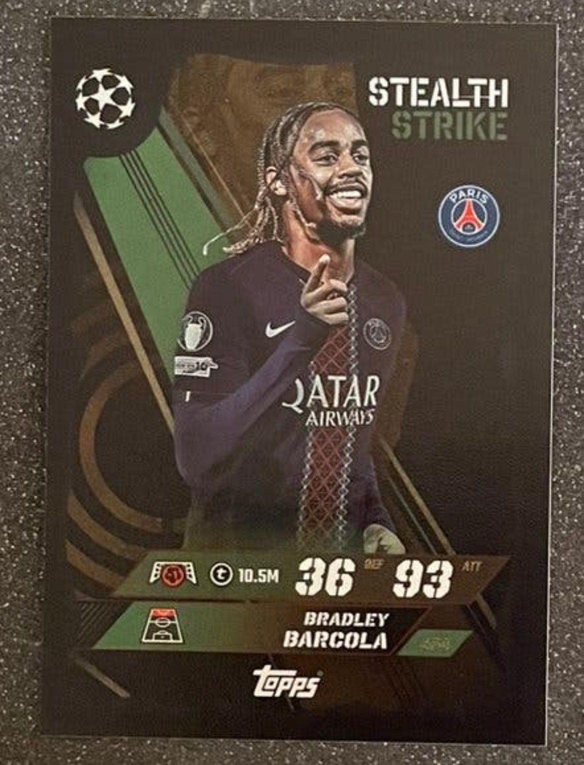 Topps MA 25/26    STEALTH STRIKE    BARCOLA    PSG, Verzenden, Zo goed als nieuw, Plaatje