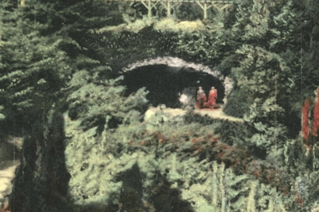 939747 Apeldoorn Berg en Bos 1957 Gelopen met postzegel, Ophalen of Verzenden, 1940 tot 1960, Gelopen, Gelderland