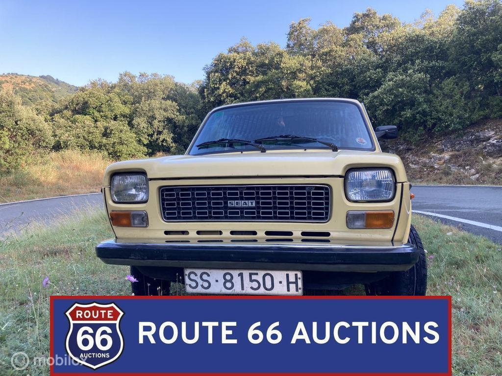 SEAT 127 LS | 1976 | Route 66 Auctions, Overige carrosserieën, Zwart, Bedrijf, Handgeschakeld