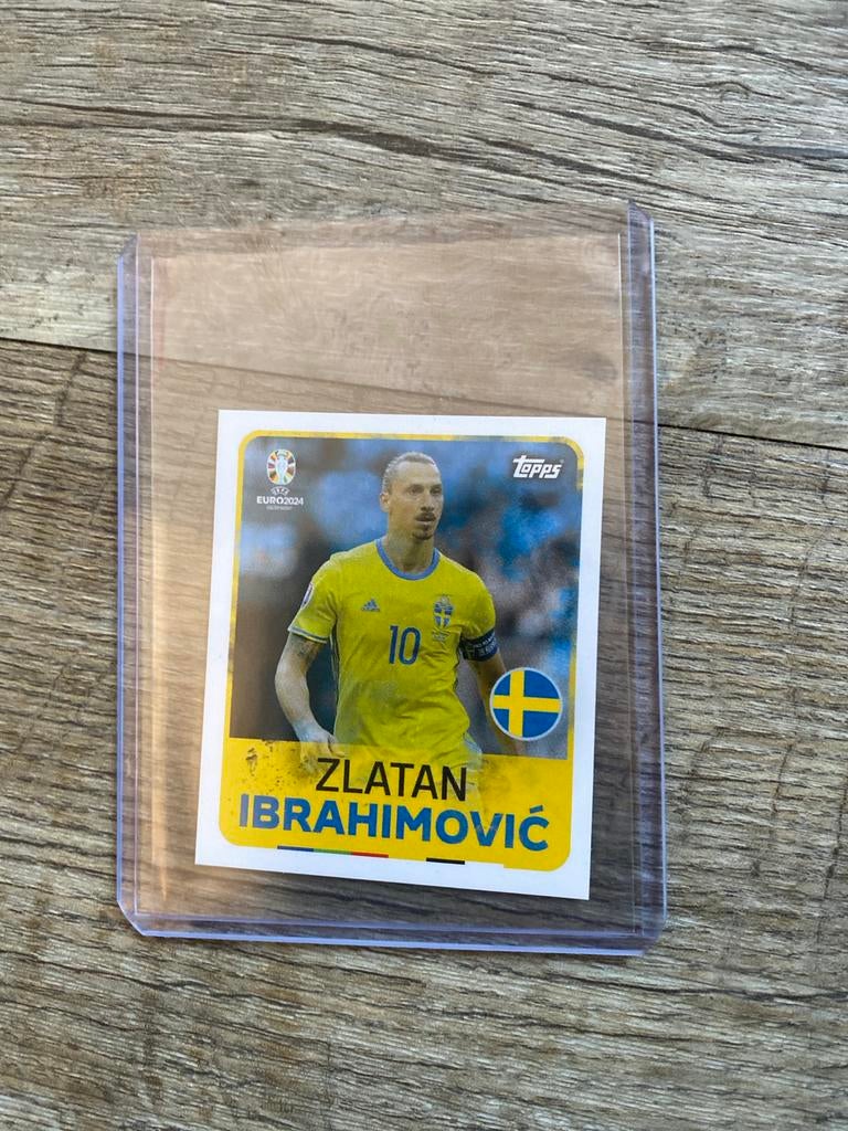 Topps Euro 2024 Zlatan Ibrahimović Sticker LEG 10, Hobby en Vrije tijd, Stickers en Plaatjes, Ophalen of Verzenden, Nieuw, Sticker
