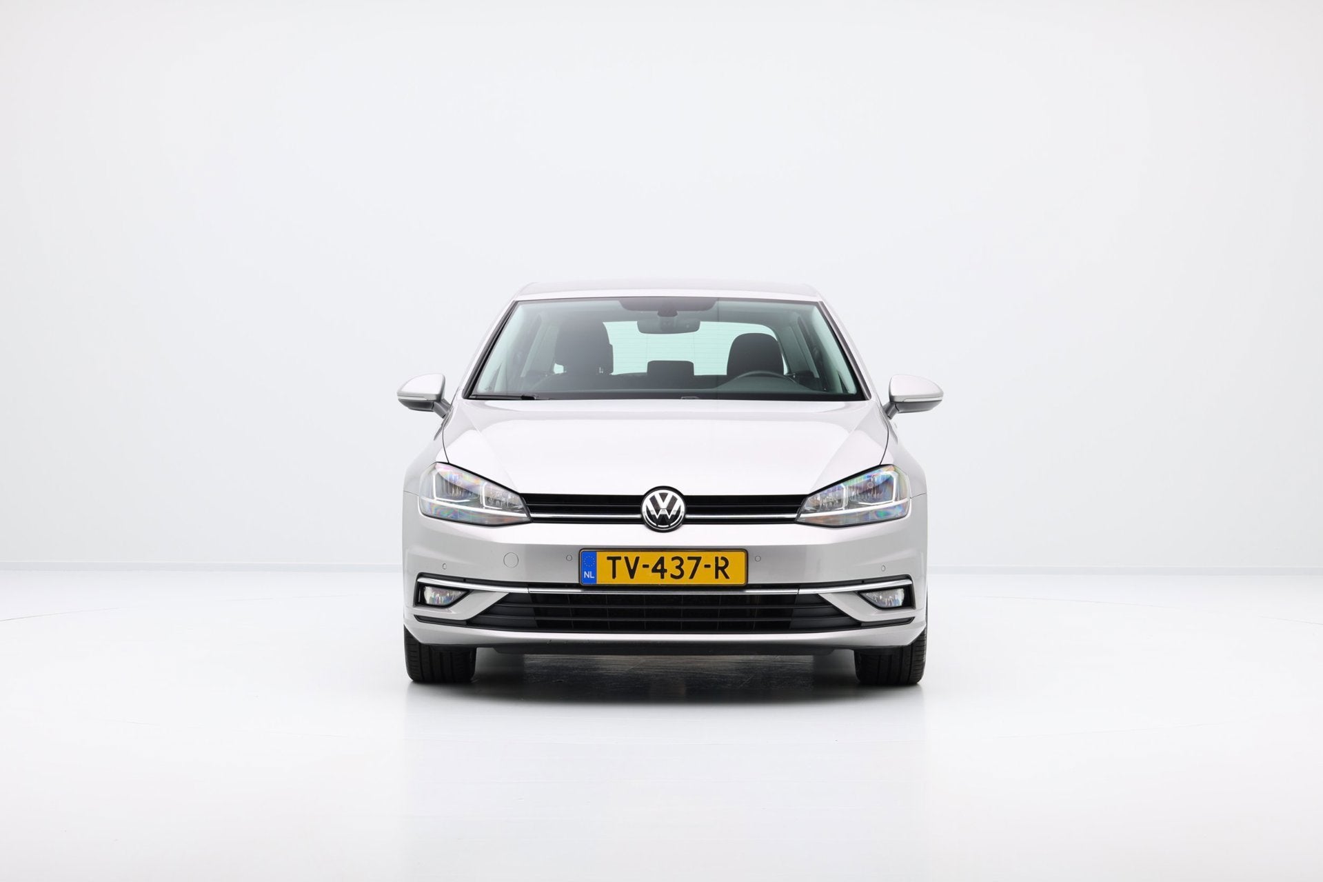 Foto 10 van Volkswagen Golf 1.5 TSI Highline Virtual Displ|CarPlay|LMV|A