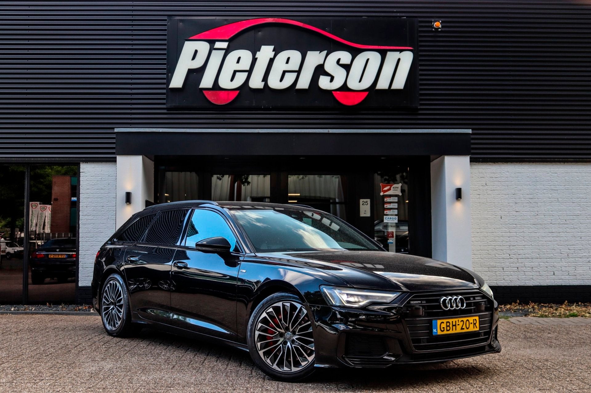 Audi A6 Avant 55 TFSI e quattro Competition !NETTO PRIJS!, Automaat, Gebruikt, 4 cilinders, Leder en Stof