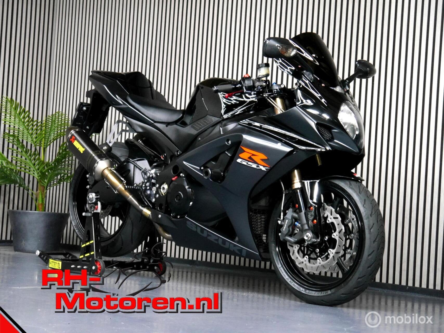 Suzuki GSX-R 1000 K7 Black Edition Vol opties( gsxr 750 1000, Motoren, Sportuitlaat, Gebruikt, Sport, Meer dan 35 kW