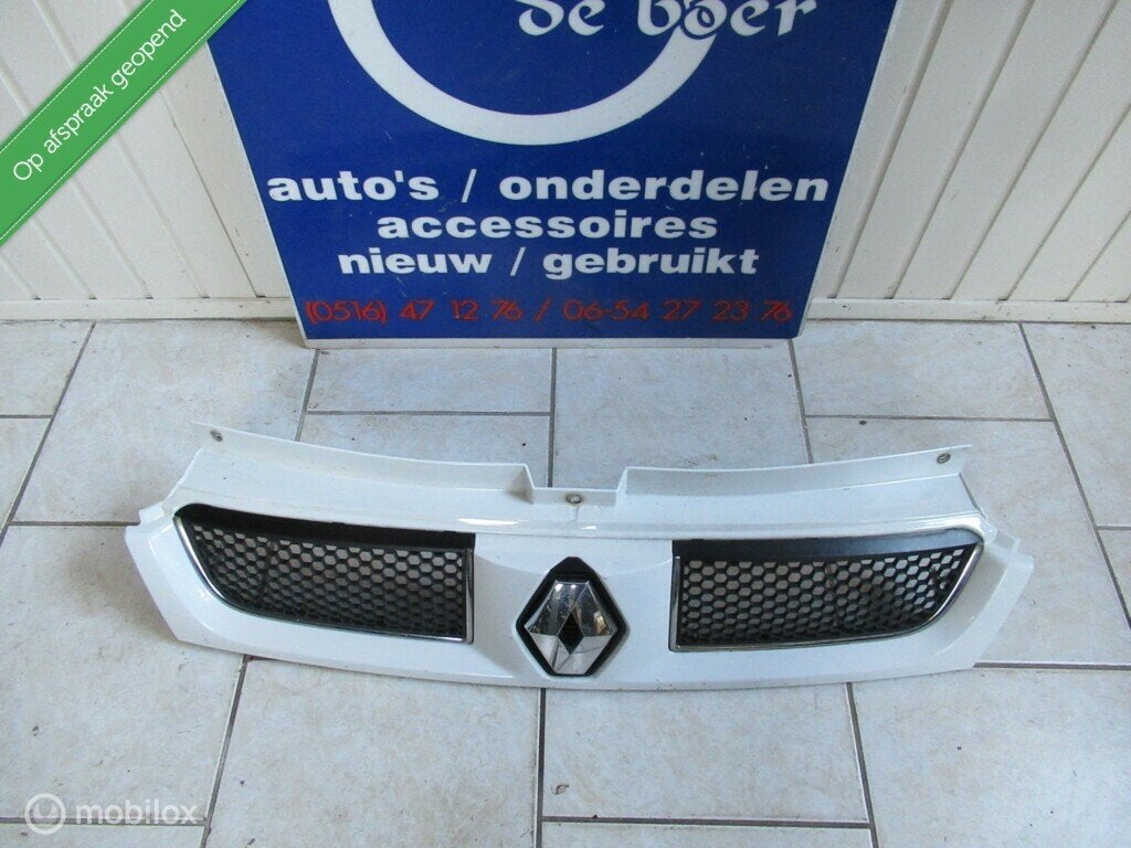 Grill Renault Trafic bj 2001 t/m 2006, Gebruikt, Renault, Ophalen of Verzenden, Renault