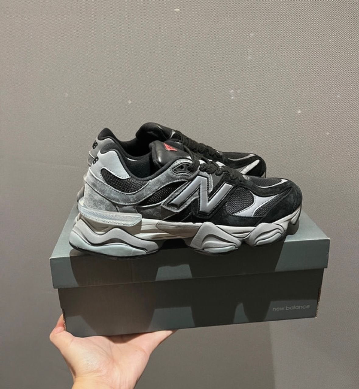 New balance 9060 castle rock, Kleding | Heren, Ophalen of Verzenden, Zo goed als nieuw, Zwart