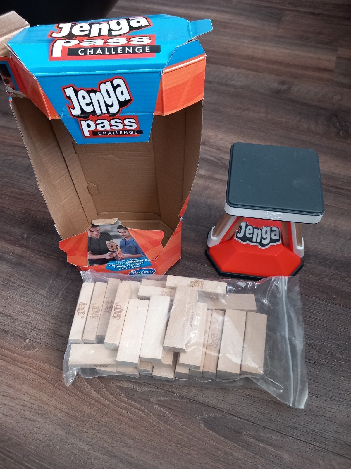 Jenga Pass Challenge, Drie of vier spelers, Ophalen, Gebruikt, Hasbro