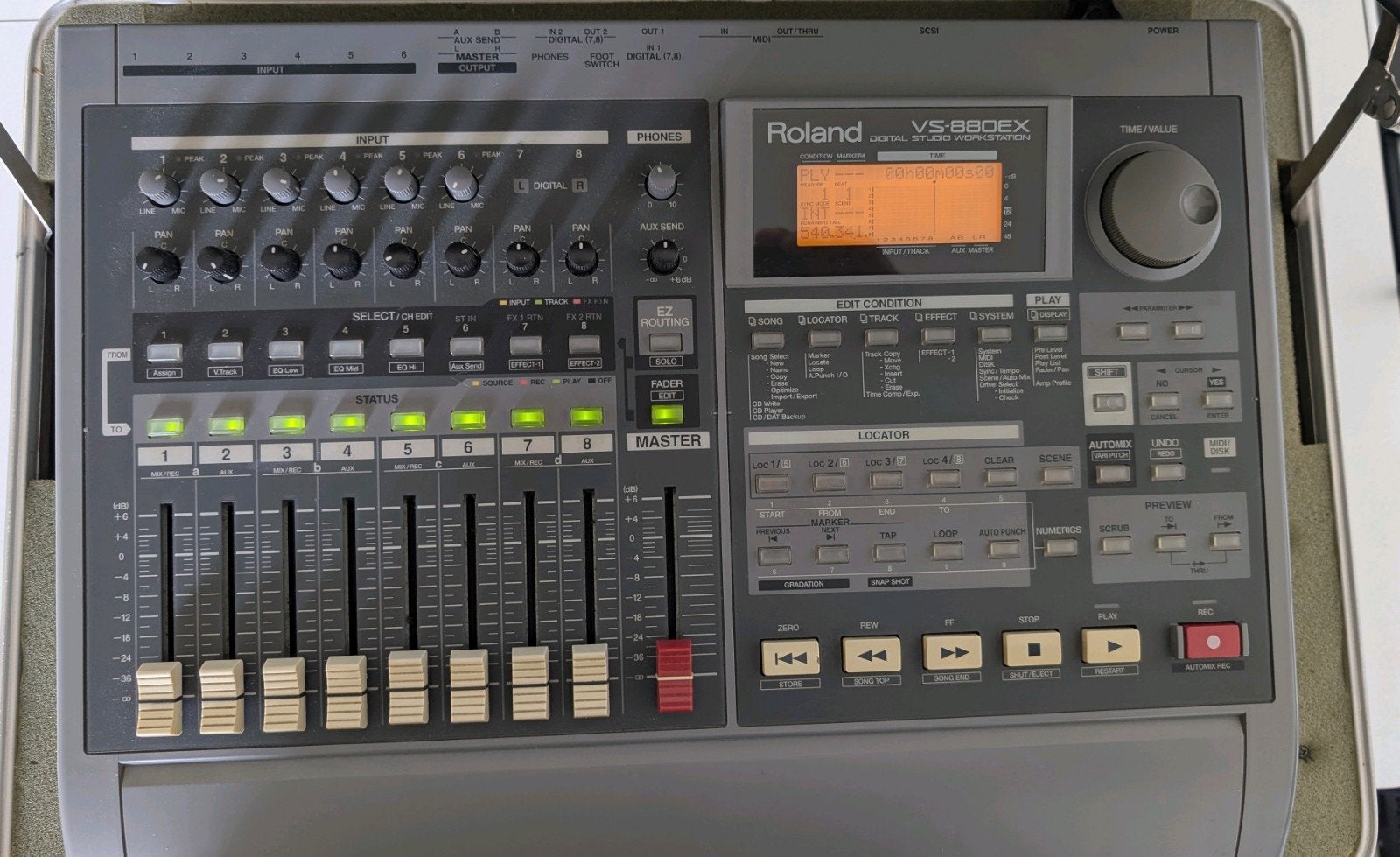Roland VS-880EX Digitale Studio Workstation in Koffer, Muziek en Instrumenten, Mengpanelen, Ophalen, Gebruikt, 5 tot 10 kanalen