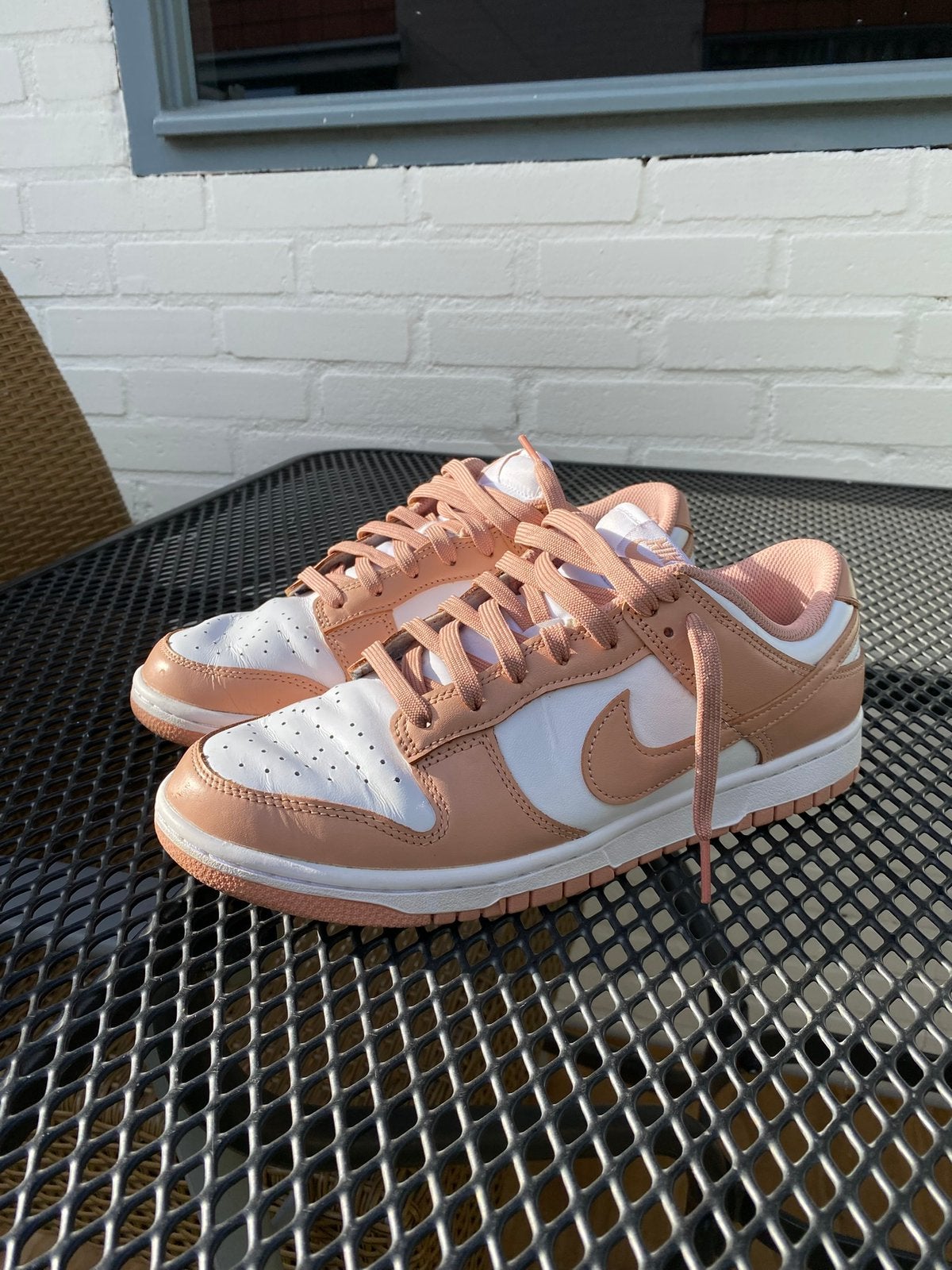 Nike dunk, Ophalen of Verzenden, Sneakers of Gympen, Roze, Gedragen