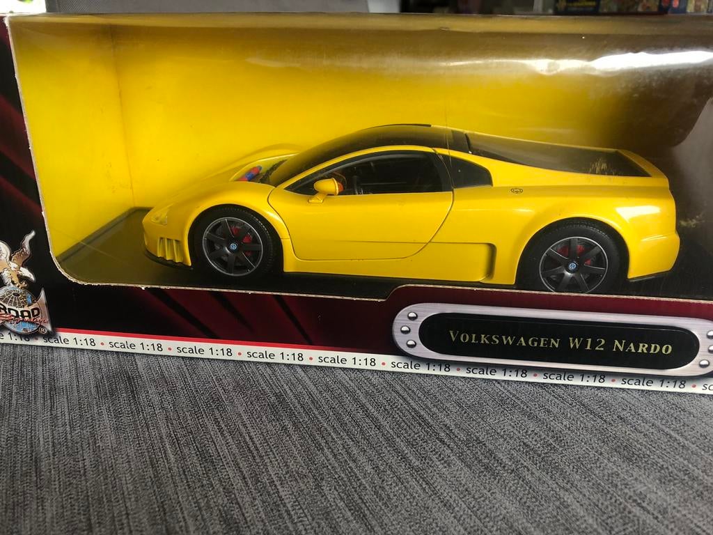 Road signature 1:18 Volkswagen nardo w12 in doos, Ophalen, Nieuw, Auto, Overige merken