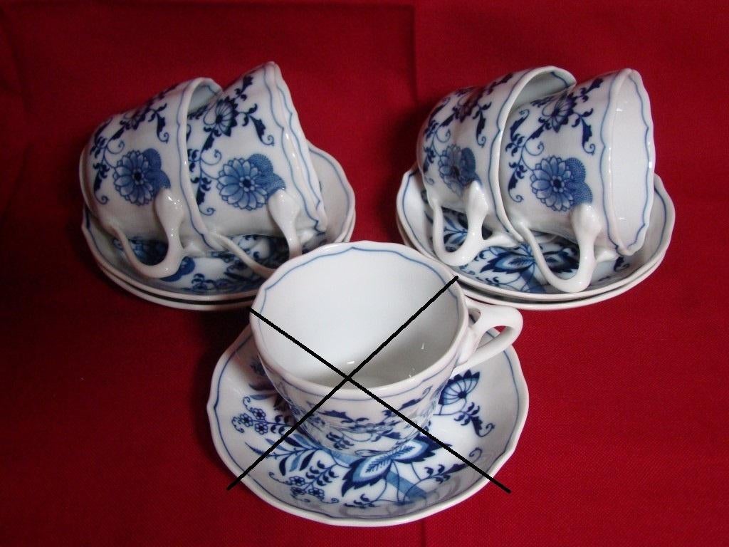 BLUE DANUBE servies  /   kop en schotel  4 stuks, Ophalen of Verzenden