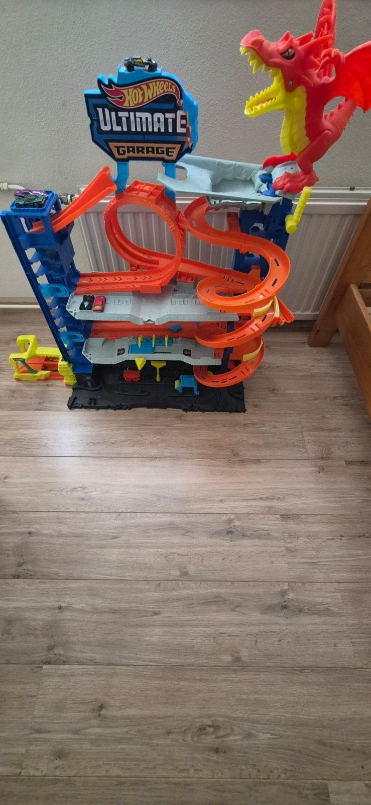 Hot Wheels Ultimate Garage met draak, Ophalen of Verzenden, Gebruikt