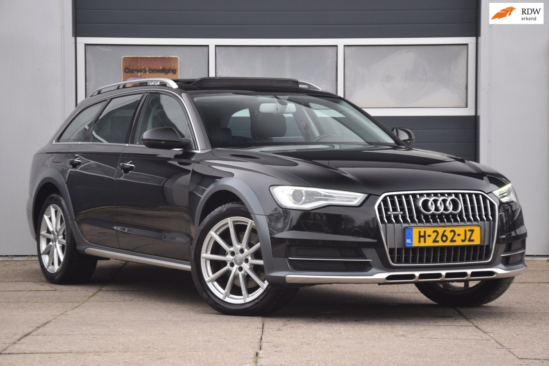 Audi A6 allroad quattro 3.0 TDI Premium Edition / Panoramada, Auto's, Audi, Automaat, Gebruikt, 190 pk, 1865 kg
