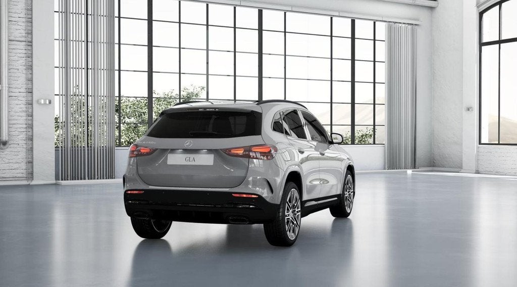 Mercedes-Benz GLA 250 e 140 Year Edition / Night-Pakket / Sf, Auto's, Mercedes-Benz, 12 maanden, Euro 6, Bedrijf, Nieuw