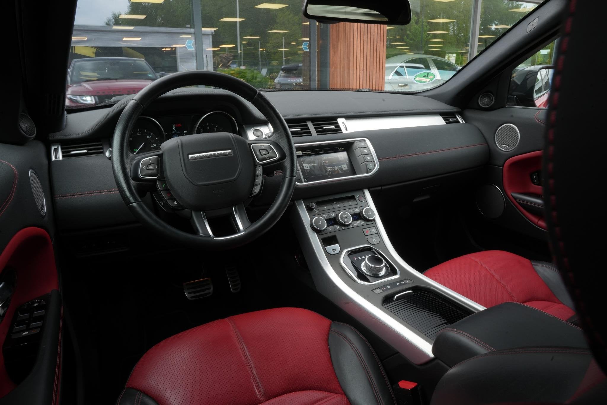 Land Rover Range Rover Evoque 2.0 Si4 SE Dynamic Meridian LE, Auto's, Land Rover, Automatische klimaatregeling, Euro 6, Leder