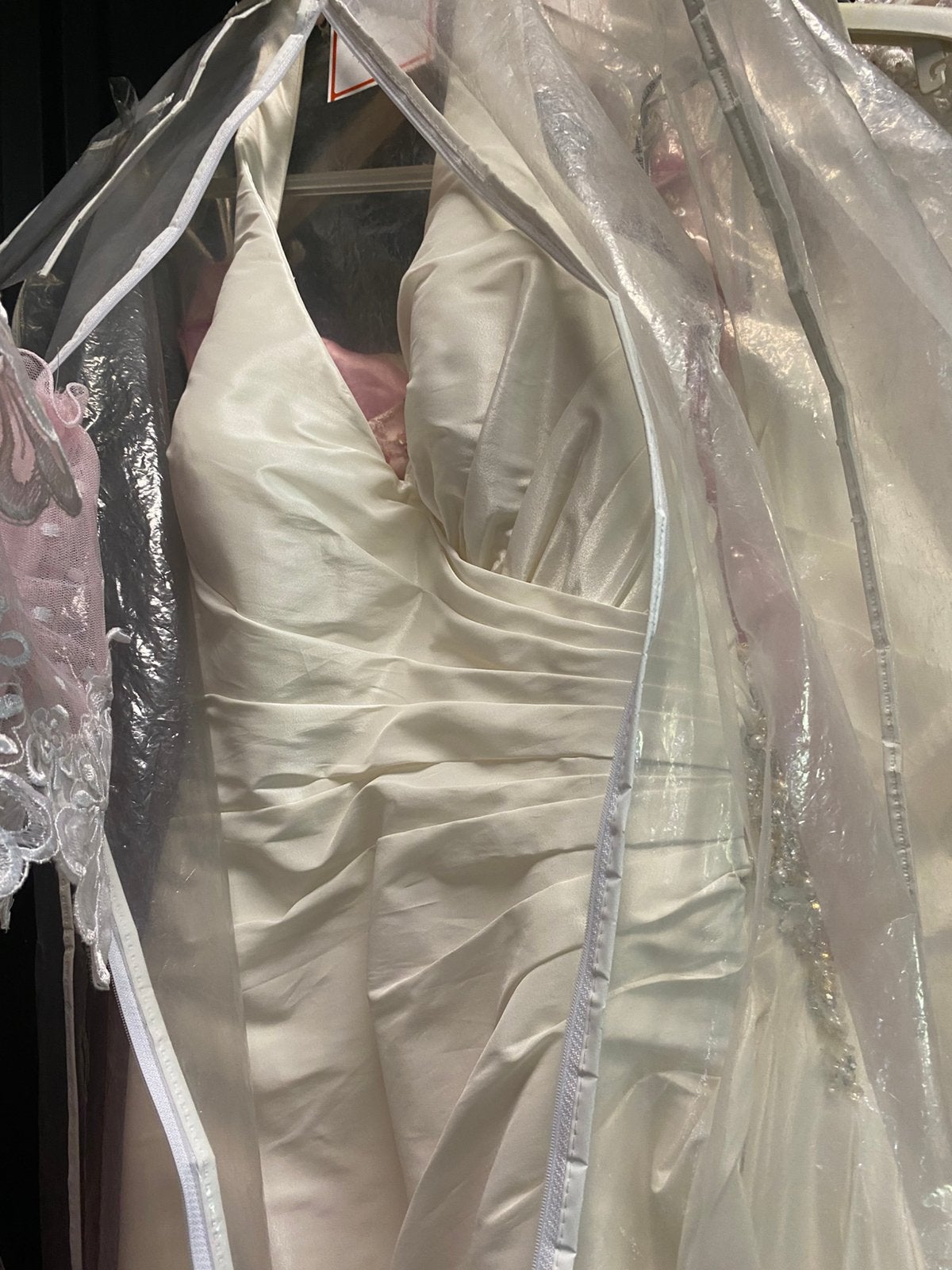 Div trouwjurken  div maten en avond jurken, Kleding | Dames, Trouwkleding en Trouwaccessoires, Ophalen, Zo goed als nieuw, Overige kleuren