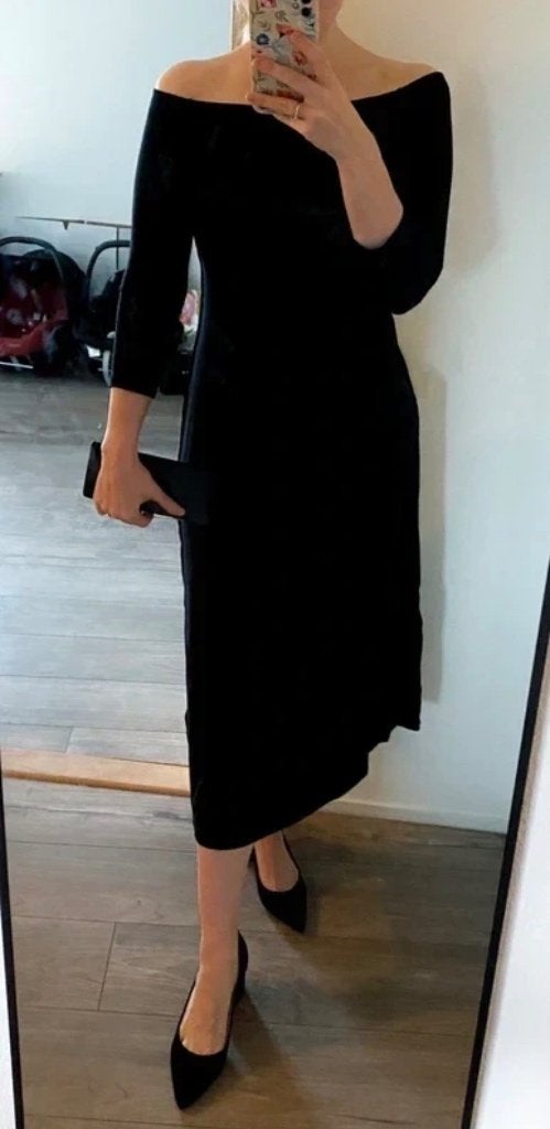 Jersey off-shoulder black dress ARKET, Ophalen of Verzenden, Zo goed als nieuw, Maat 36 (S), Onder de knie
