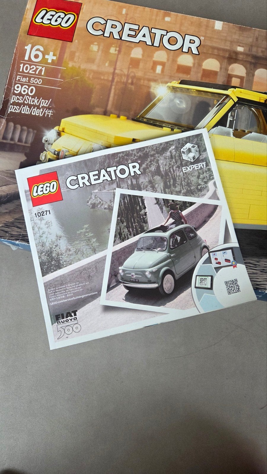LEGO Creator Expert Fiat 500 (10271)  Compleet met doos en b, Gebruikt, Lego, Ophalen of Verzenden, Inclusief accessoires