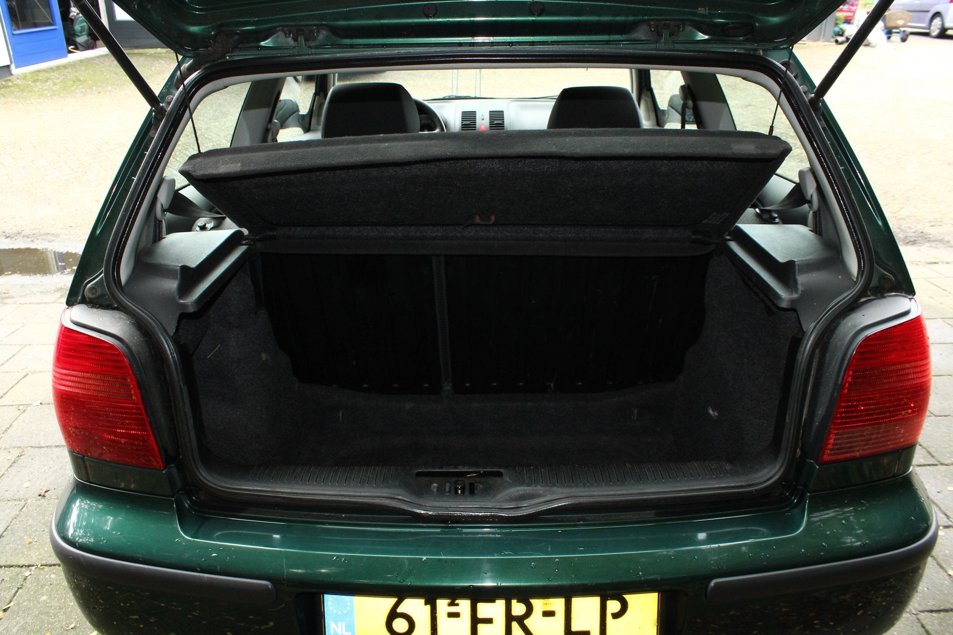 Volkswagen Polo 1.4 Trendline D.riem is vervangen (bj 2000), foto 12