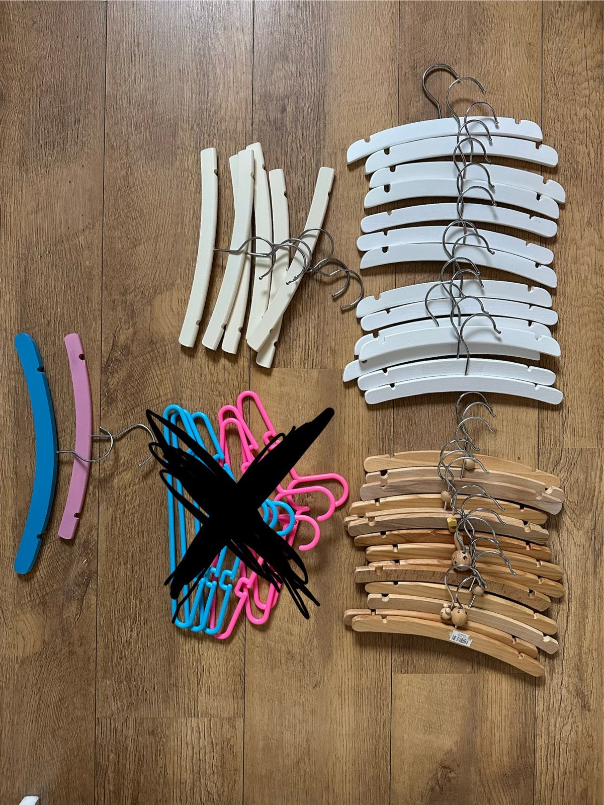 Houten kledinghangers voor kinderen (wit en naturel), Ophalen of Verzenden, Gebruikt, Hout, Kinderen