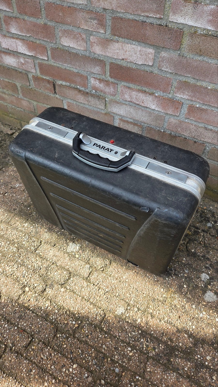 Parat gereedschapskoffer, Ophalen, Gebruikt
