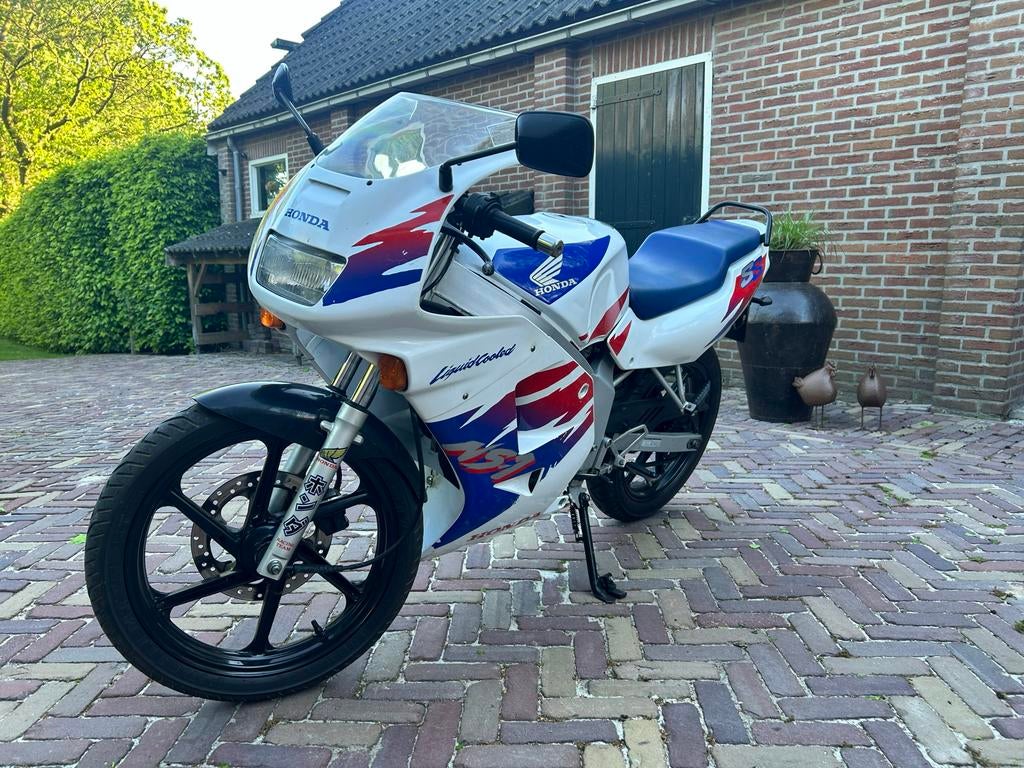 Honda NS1 74,9CC - Spaanse uitvoering met bromfiets kenteken, Motoren, Ophalen, Gebruikt