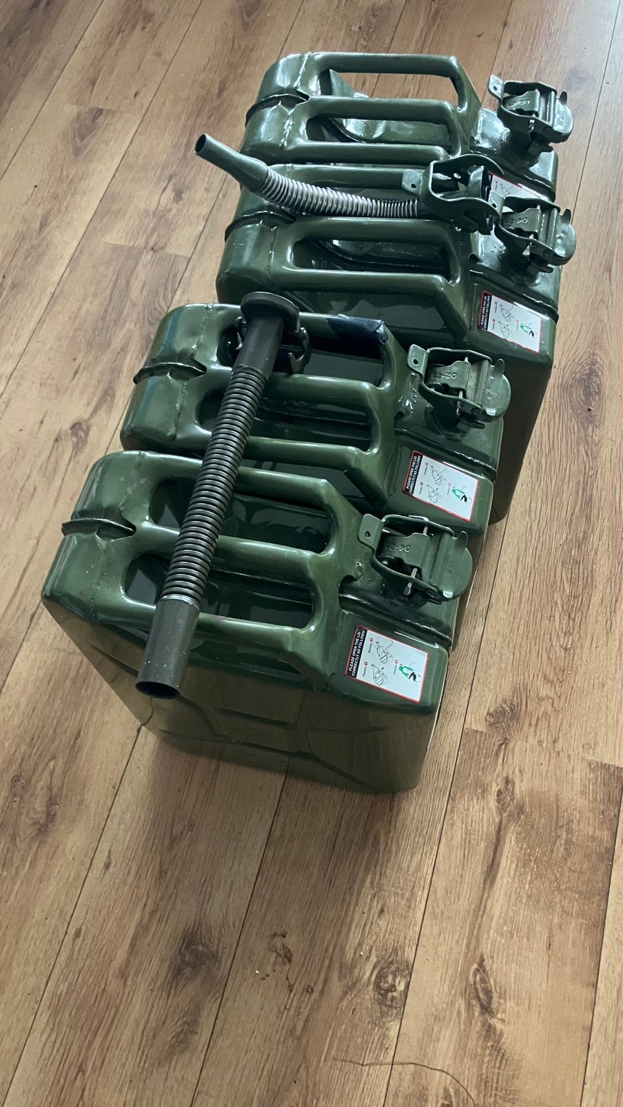Stalen jerry can legergroen 20 liter per can, Ophalen of Verzenden, Zo goed als nieuw