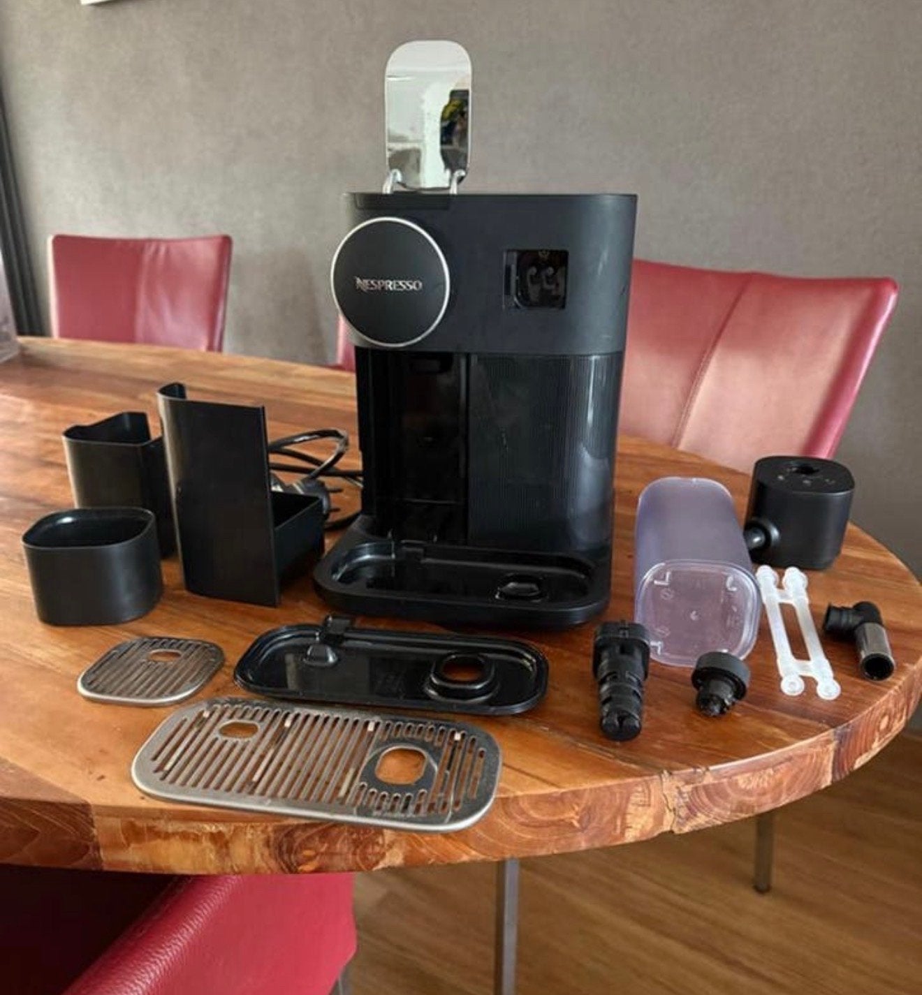 Nespresso Gran Lattissima - Cup Koffiemachine Als nieuw, Overige typen, Ophalen of Verzenden, Zo goed als nieuw, Sage