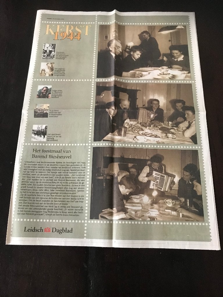 Leidsch dagblad  24 december 2004 Kerst 1944 etc zie  foto's, Verzamelen, Ophalen of Verzenden, 1980 tot heden, Krant