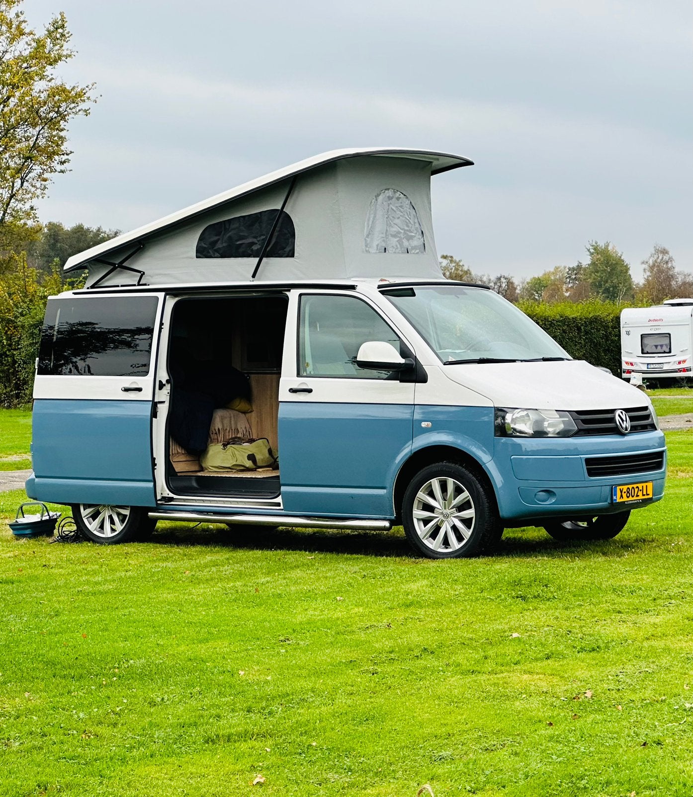 T5 “Two-Tone” camper 2015 DSG zeer compleet, Automaat, Buscamper of Camperbus, Volkswagen, Bestuurdersdeur