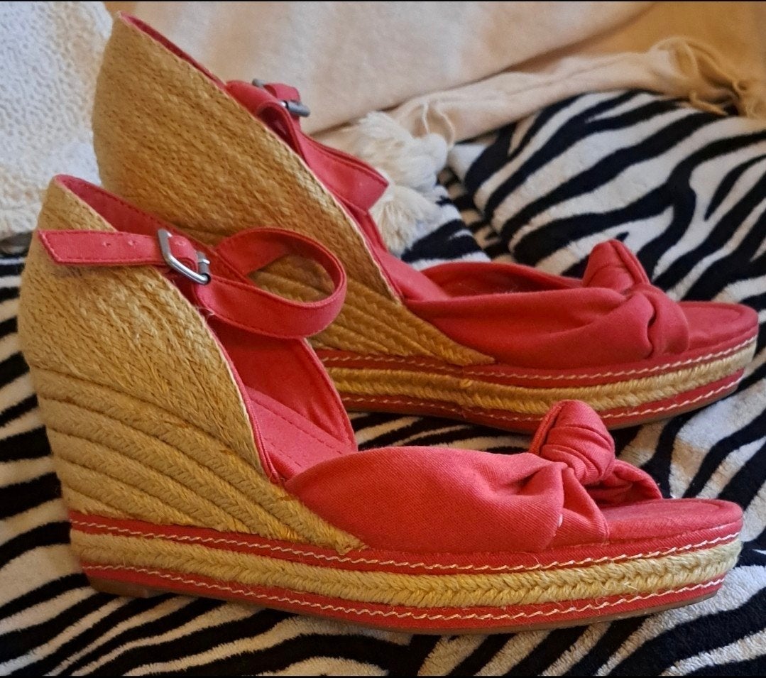 Zara perzikkleurige sleehakken open neus maat 41 nieuw, Zara, Nieuw, Oranje, Sandalen of Muiltjes