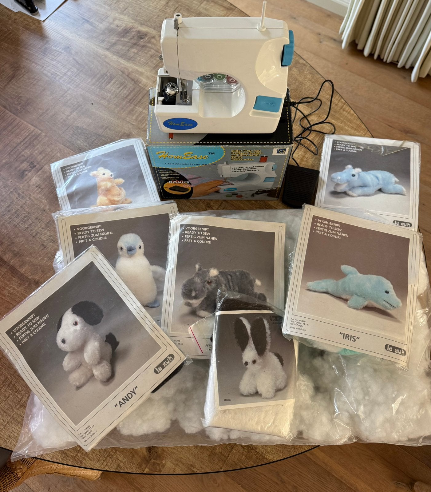 Naaimachine en knuffels maken/naaien, Hobby en Vrije tijd, Naaimachines en Toebehoren, Ophalen, Zo goed als nieuw, Naaimachine