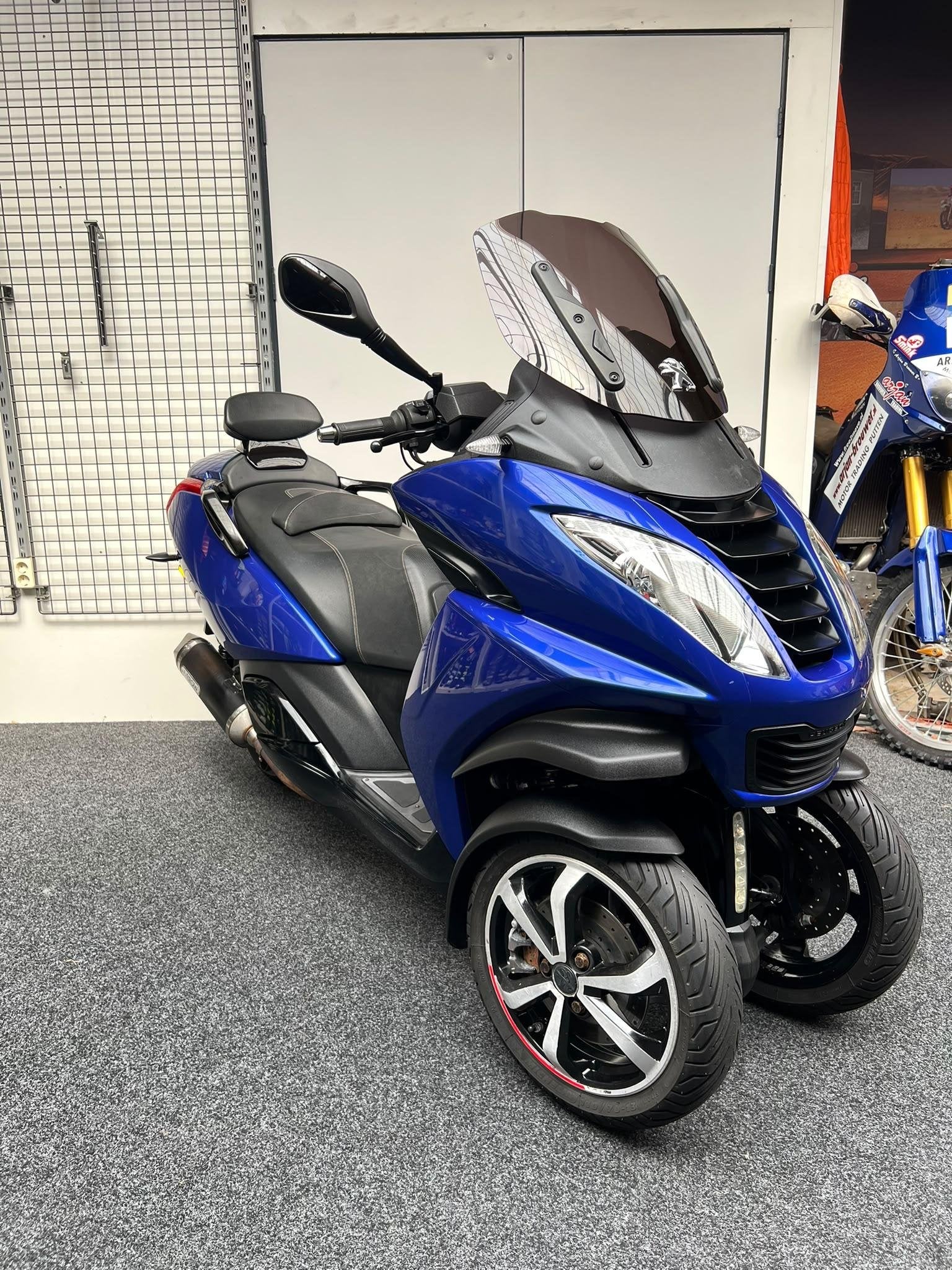 Peugeot Metropolis 400 ABS Limited Edition Peugeot Metropoli, Handvatverwarming, Scooter, Gebruikt, Automaat