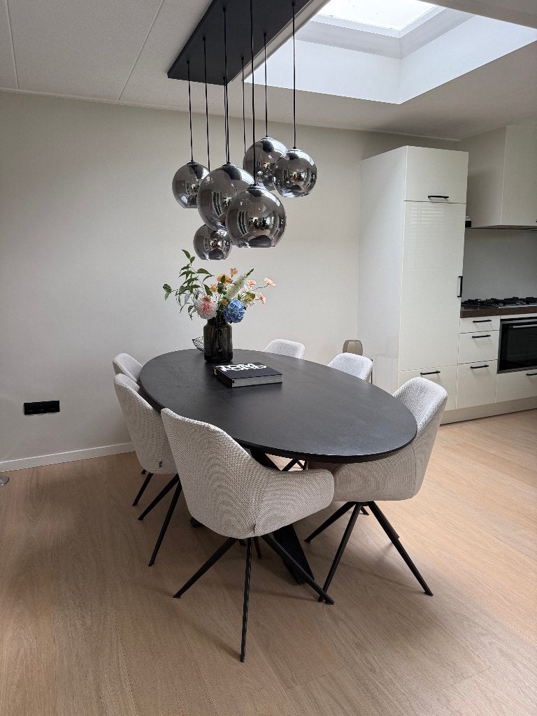 Ovale Zwarte Eikenhouten Eettafel - Massief Hout, Ophalen, 100 tot 150 cm, Modern chique, 200 cm of meer