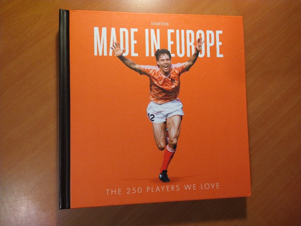 Santos. Made in Europe. The 250 players we love, Boeken, Ophalen of Verzenden, Zo goed als nieuw, Balsport