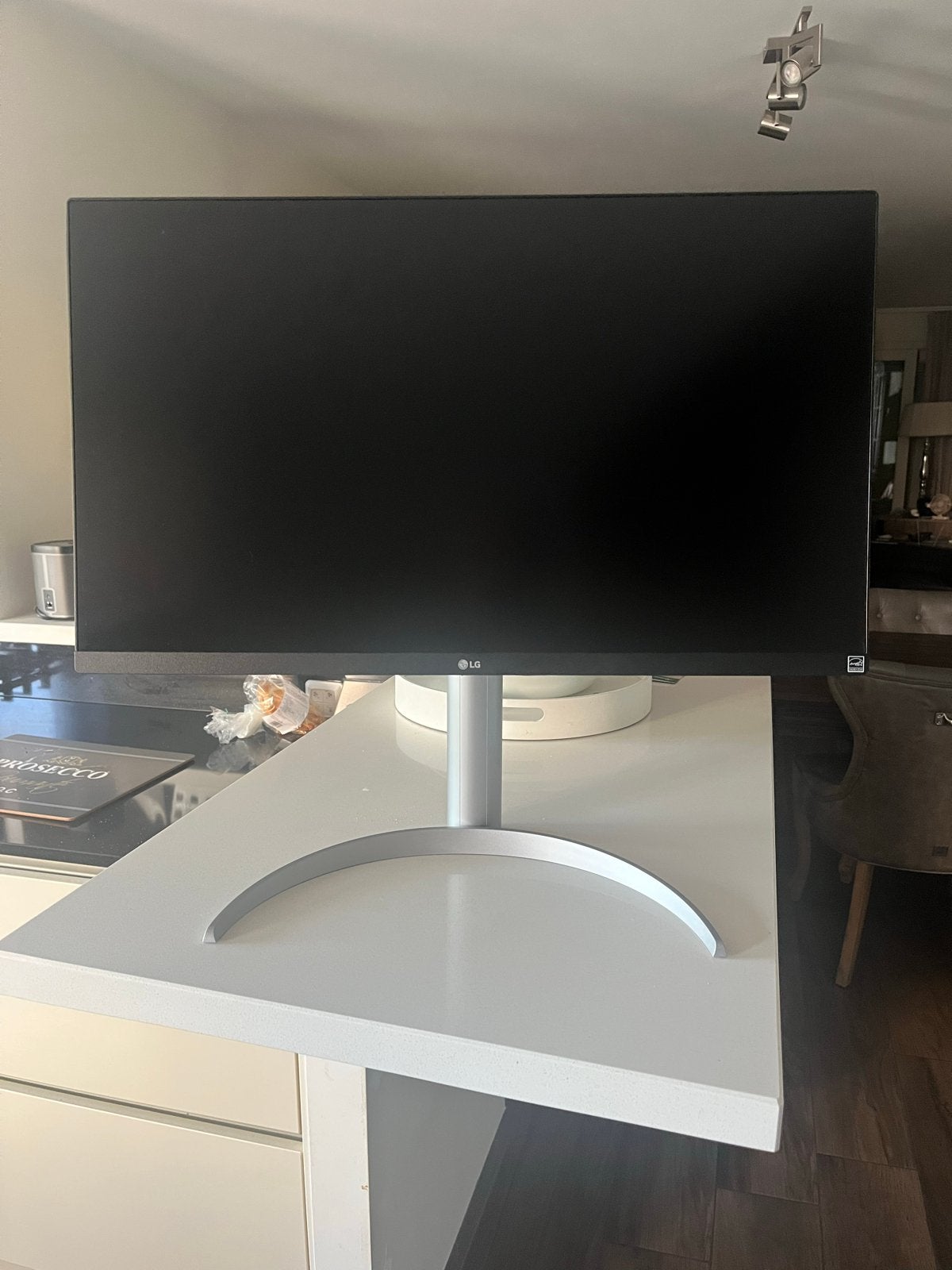 Monitor  van LG 27 inch., Computers en Software, Monitoren, Ophalen, IPS, In hoogte verstelbaar, DisplayPort