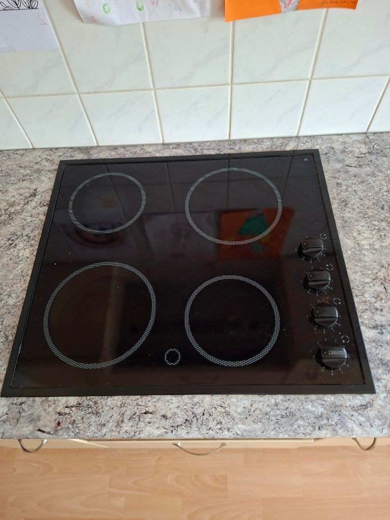 Zanussi keramische kookplaat, Witgoed en Apparatuur, Ophalen, Gebruikt, Keramisch, 4 kookzones
