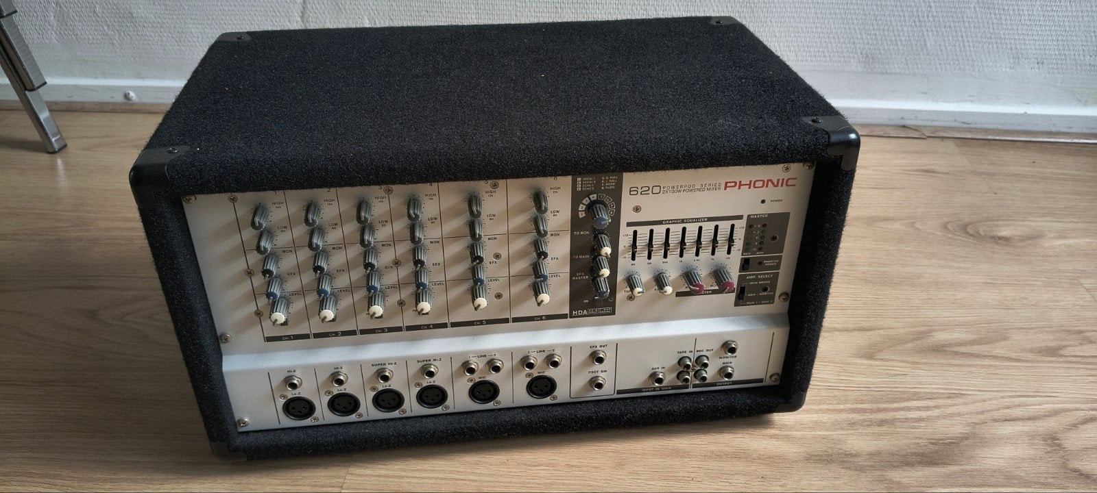 Phonic monitors en mixversterker, Ophalen, Zo goed als nieuw, Center speaker, Overige merken