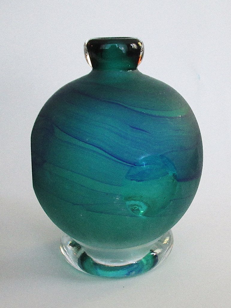 Artglas J Charles Turkooisblauw decoratief vaasje gesigneerd, Ophalen of Verzenden