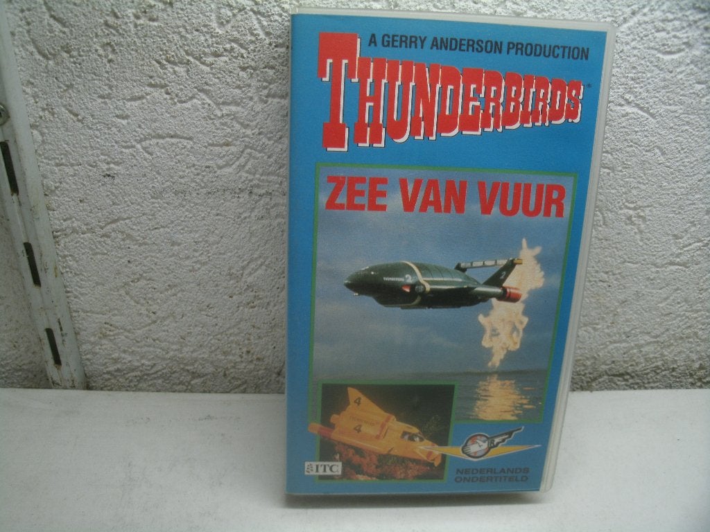vhs 104a thunderbirds zee va vuur, Alle leeftijden, Ophalen of Verzenden, Zo goed als nieuw