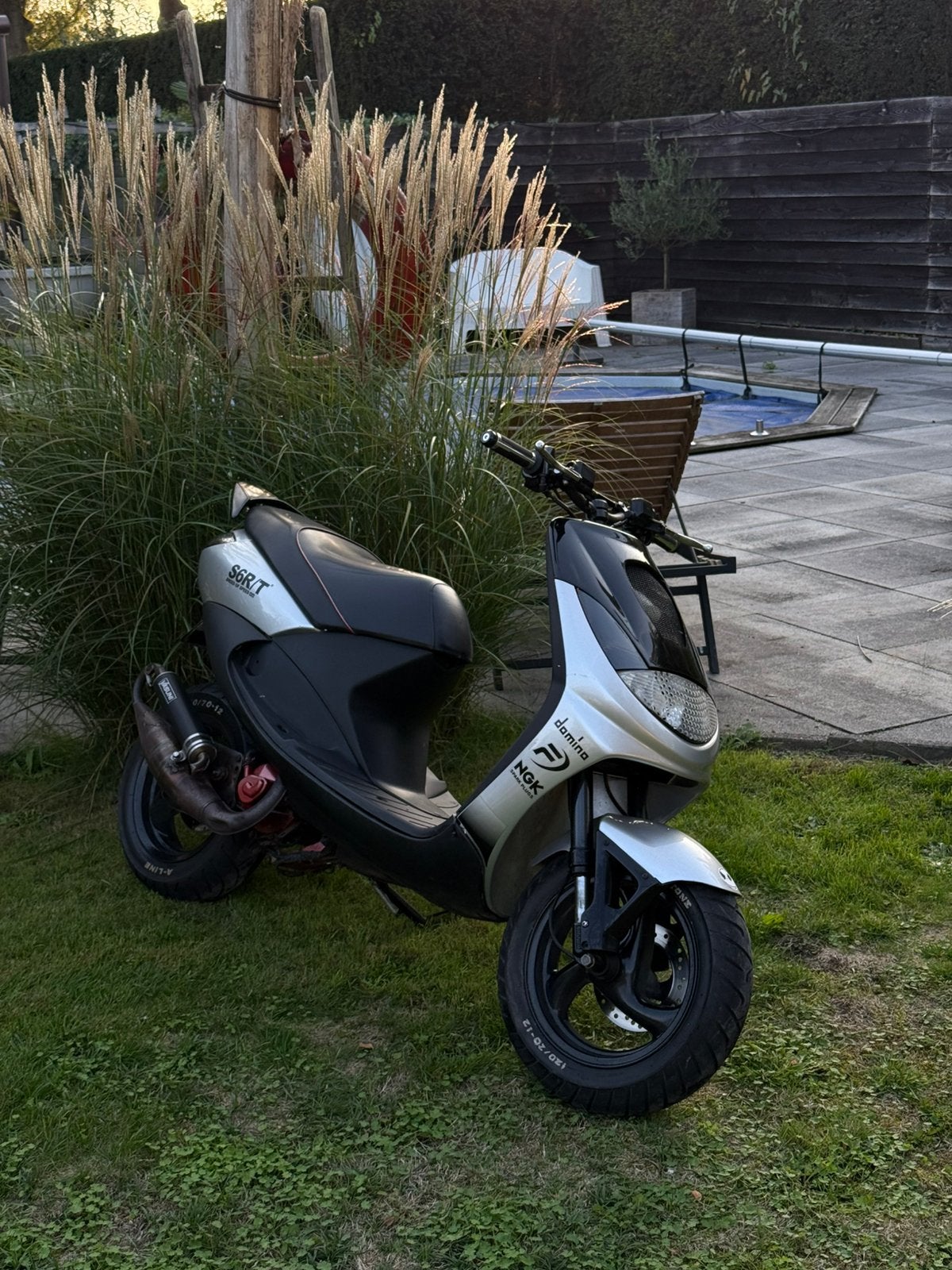 Peugeot vivacity LC brom, Tweetakt, Gebruikt, Maximaal 45 km/u, Ophalen of Verzenden