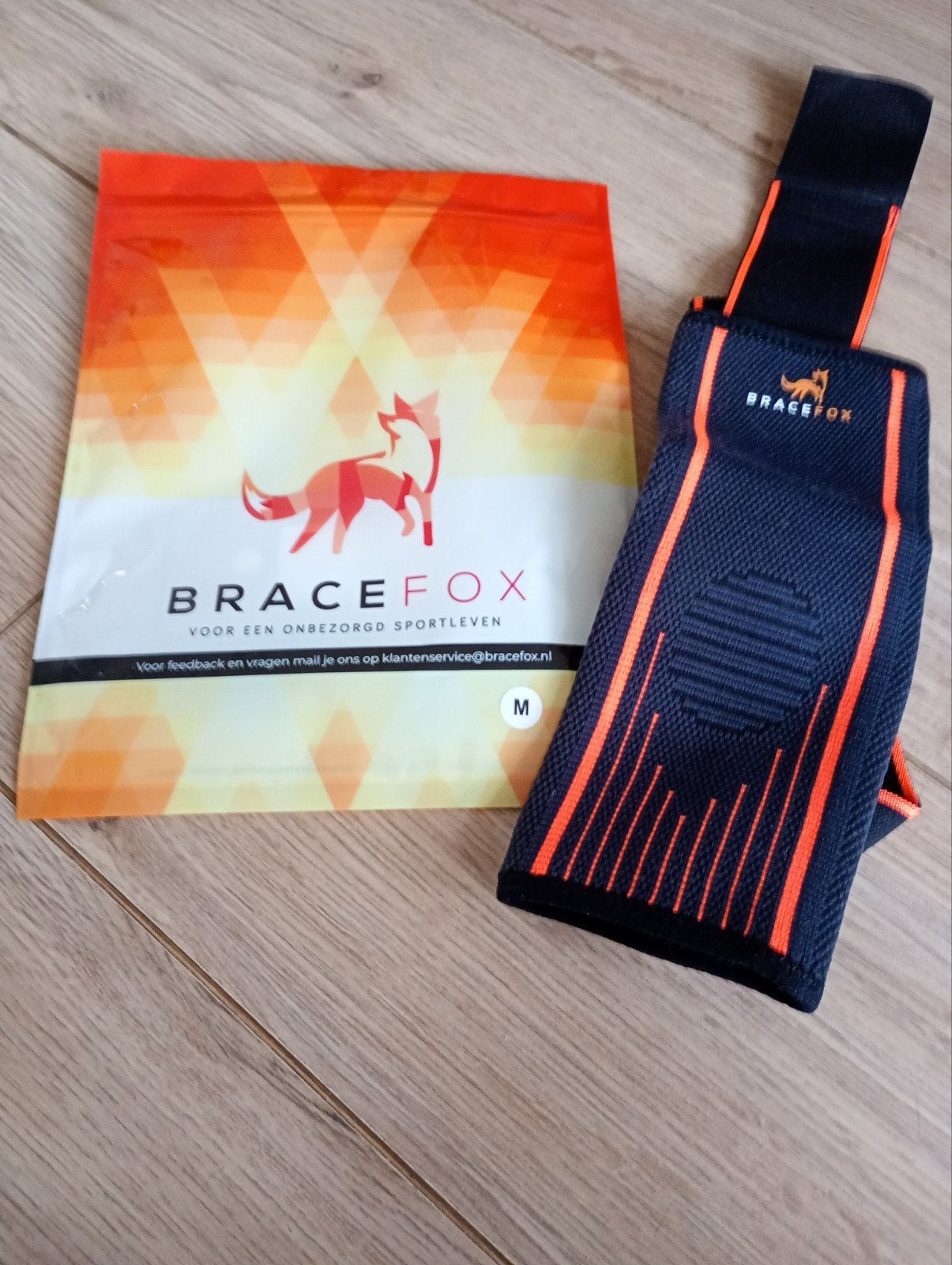 kniebrace maar M nieuw, Ophalen of Verzenden