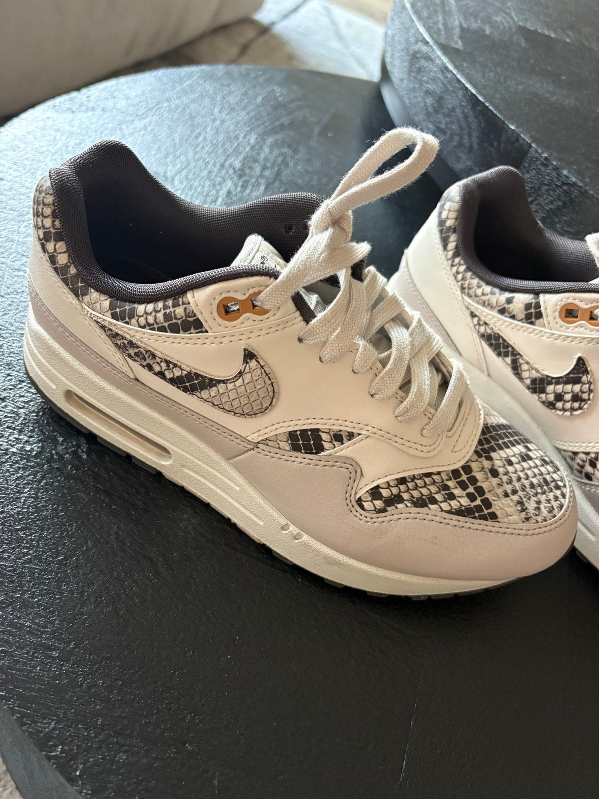 Nike Air Max 1 '87 Safari Summit White (W) - Maat 39, Ophalen of Verzenden, Zo goed als nieuw, Wit, Sneakers of Gympen